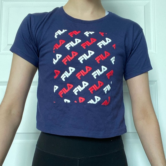 Fila tee shirt fits Women’s XXS or Girls size 8. Never been worn out! - Picture 1 of 4